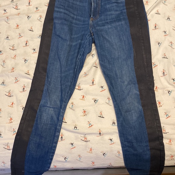 High rise black stripe ankle legging - Picture 4 of 8
